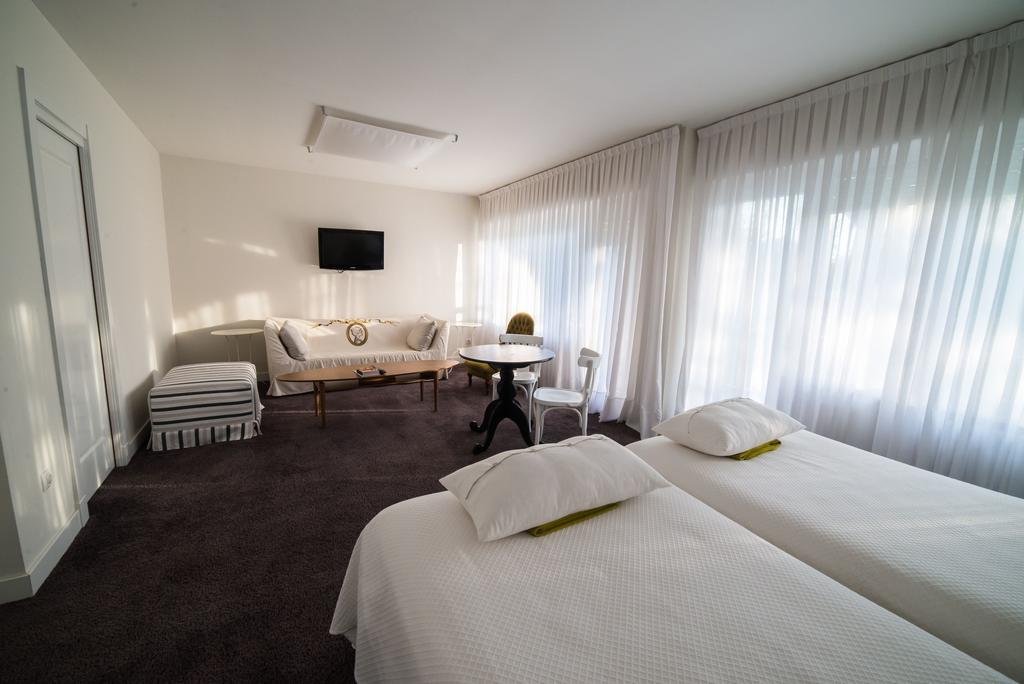 Hotel H & R Estrella Del Bajo Carrion à Villoldo Extérieur photo